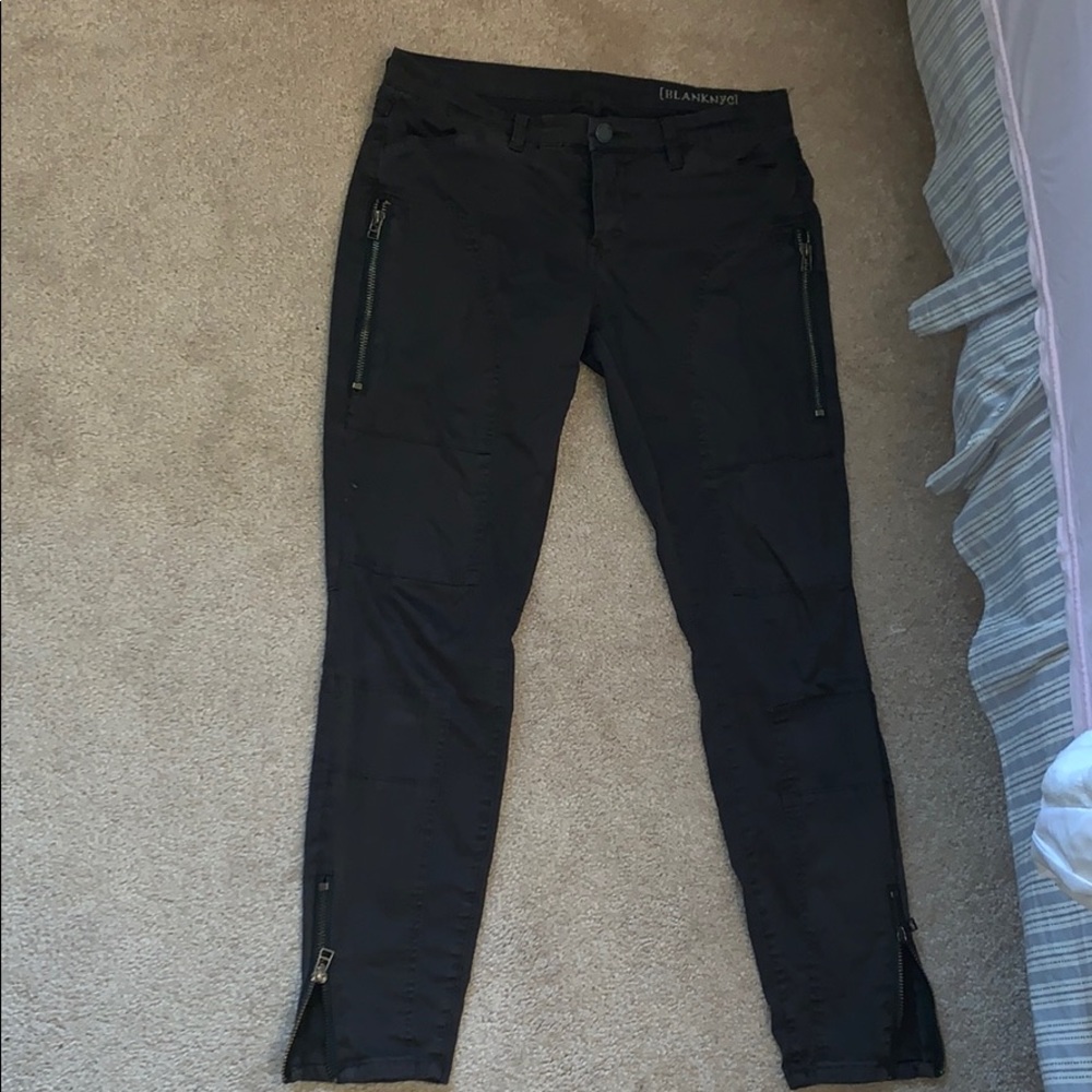 Blank black/ dark gray jeans